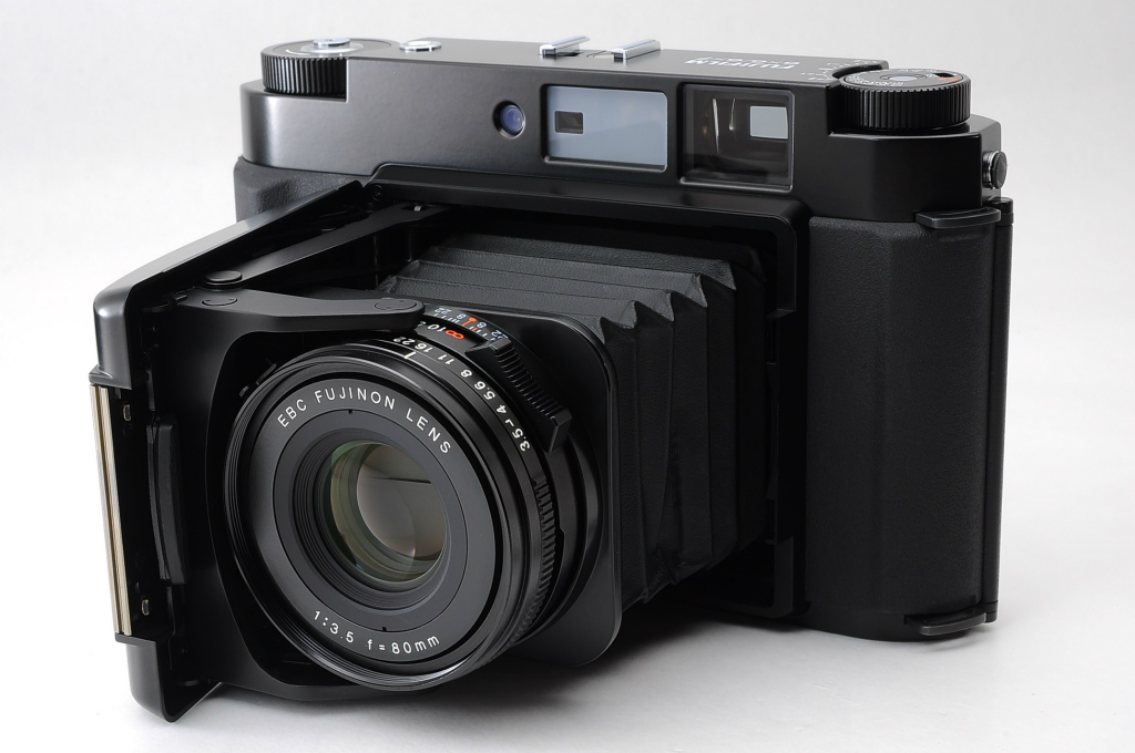 Fujifilm GF670 Professional Black GF 670 NearMint (Fu75) From Japan